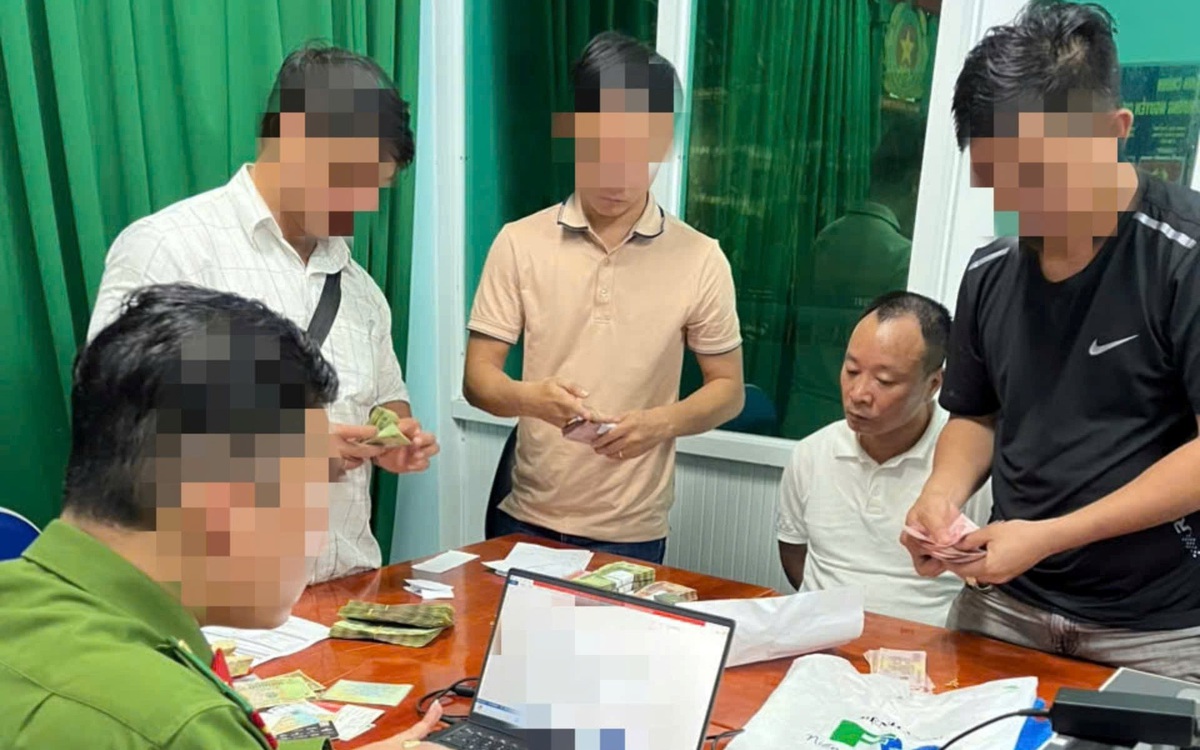 Bắt đại tá 'dỏm' lừa chạy án vụ Tú 'ác' ở Bình Thuận