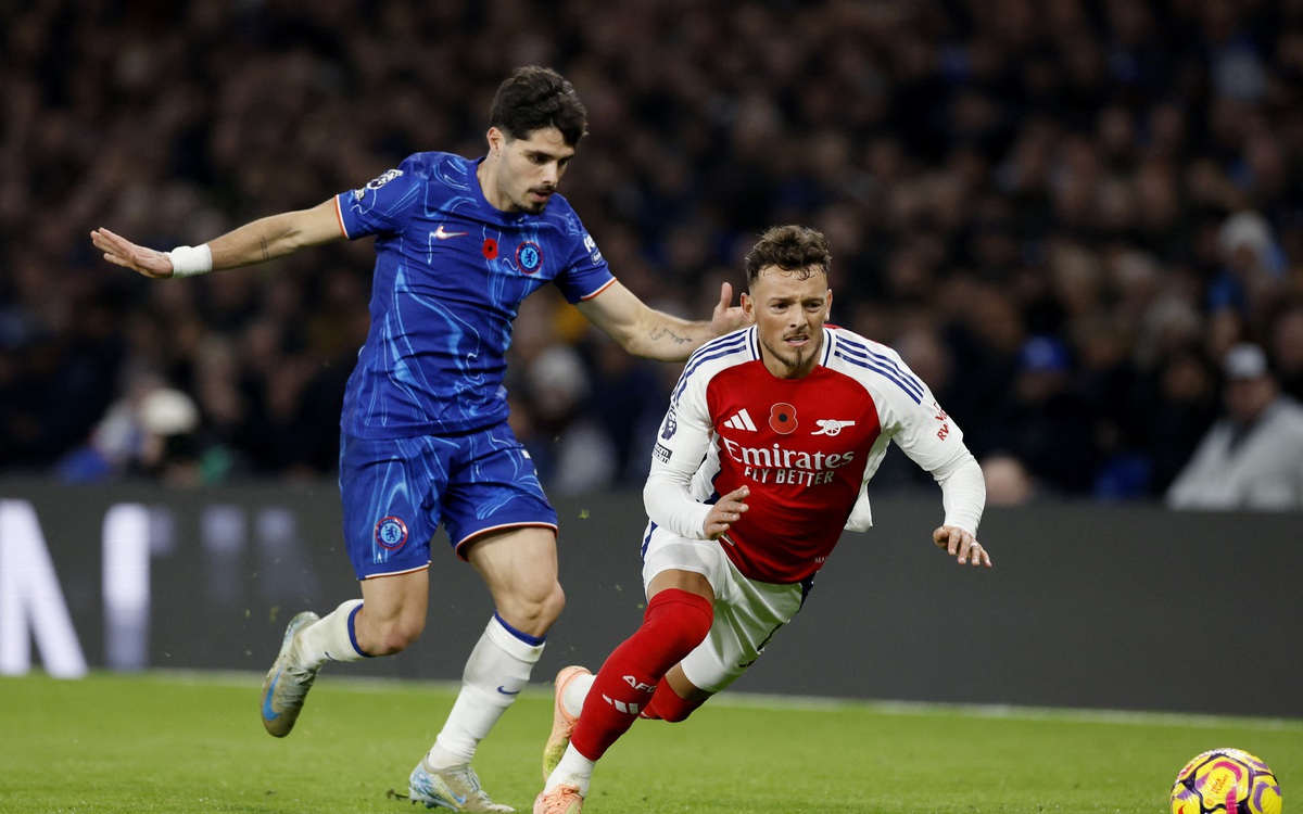 Hòa Chelsea, Arsenal vẫn chưa biết mùi chiến thắng