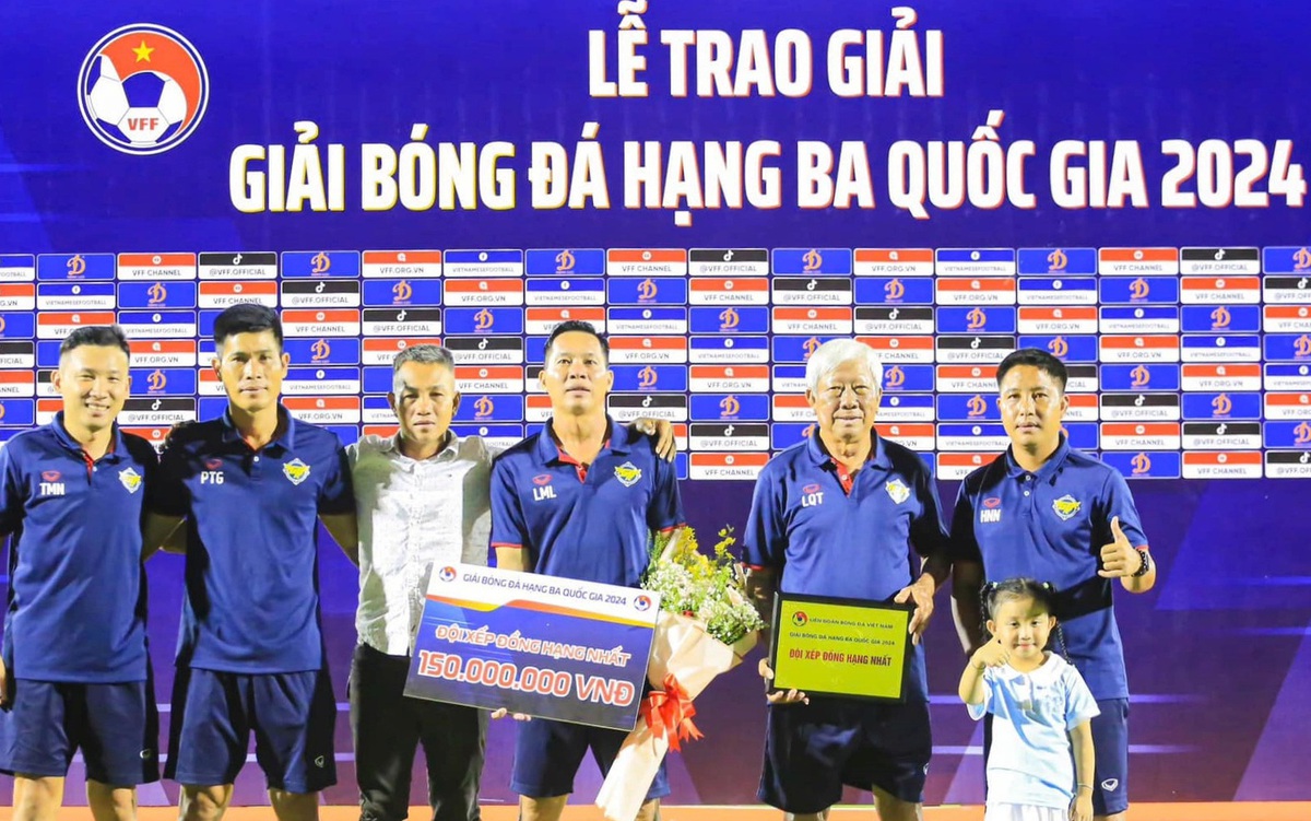 5 đội giành quyền lên chơi giải hạng nhì 2025