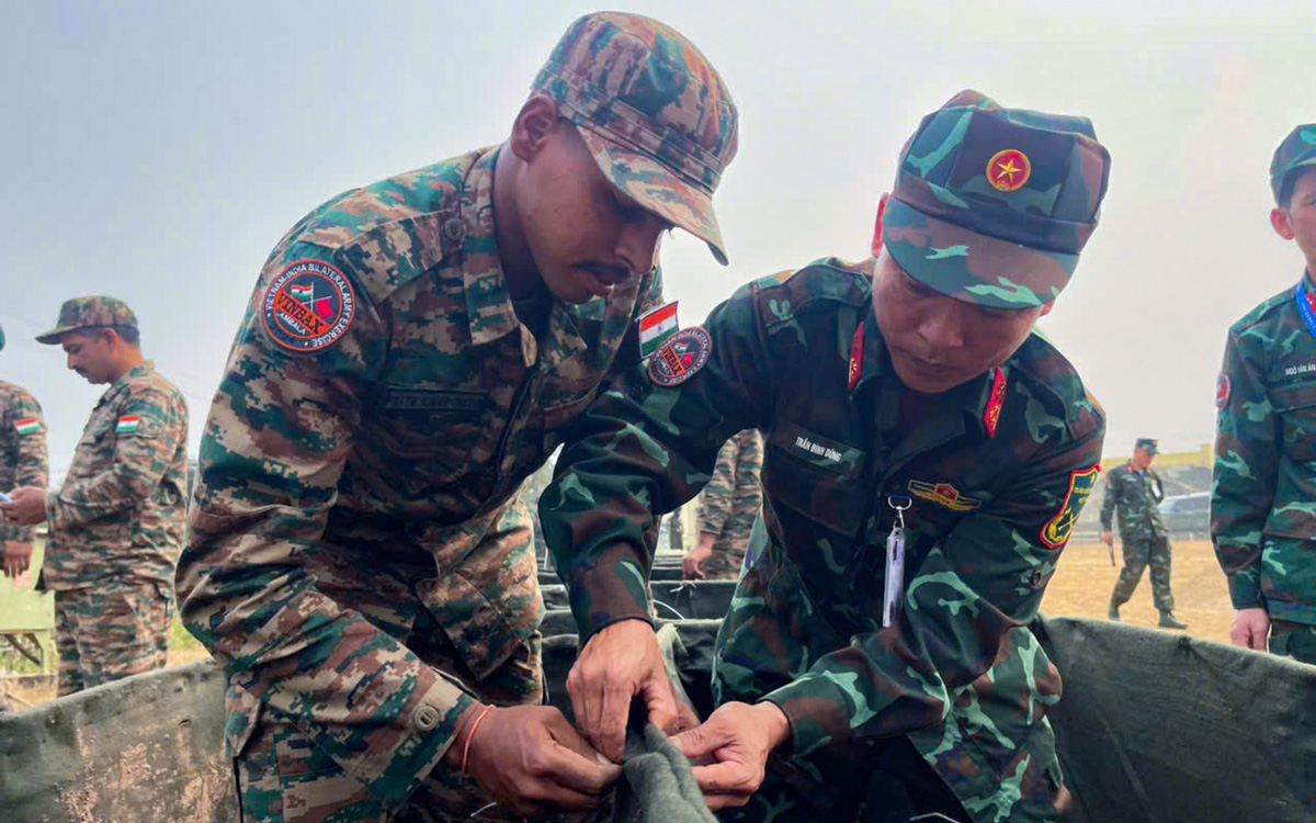 Công binh, quân y, không quân Việt Nam thực hành ứng phó thảm họa tại Ấn Độ