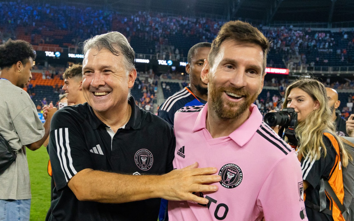 Tin tức thể thao sáng 20-11: HLV của Messi đột ngột từ chức