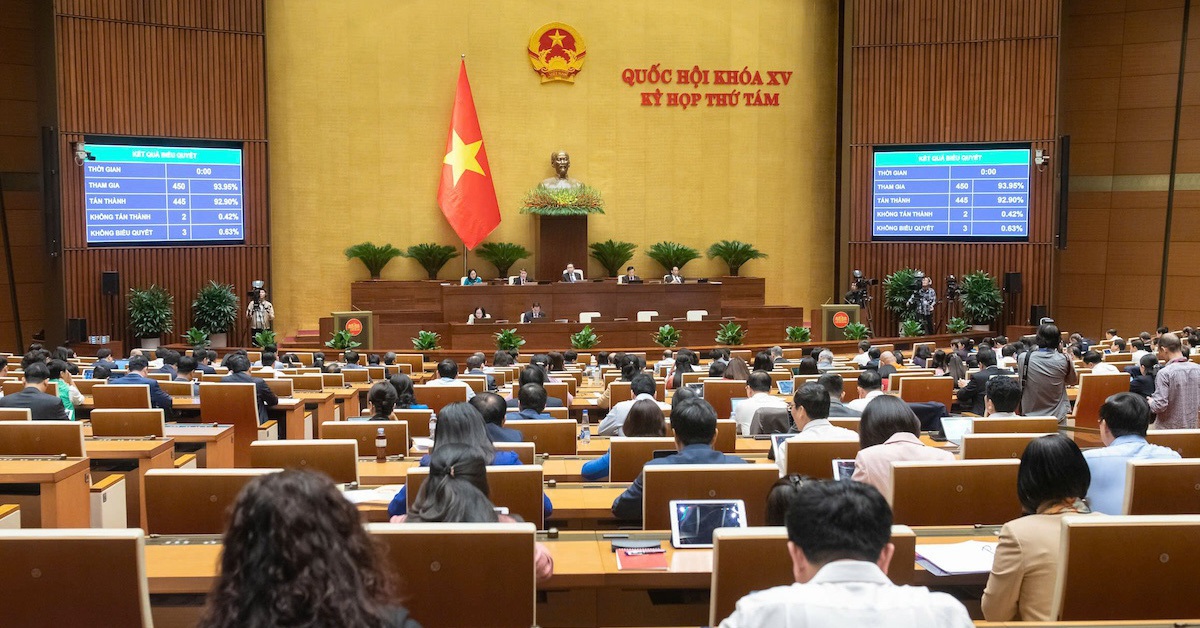 Quốc hội thông qua 1 luật, sửa 9 luật: 6 hành vi thao túng thị trường chứng khoán