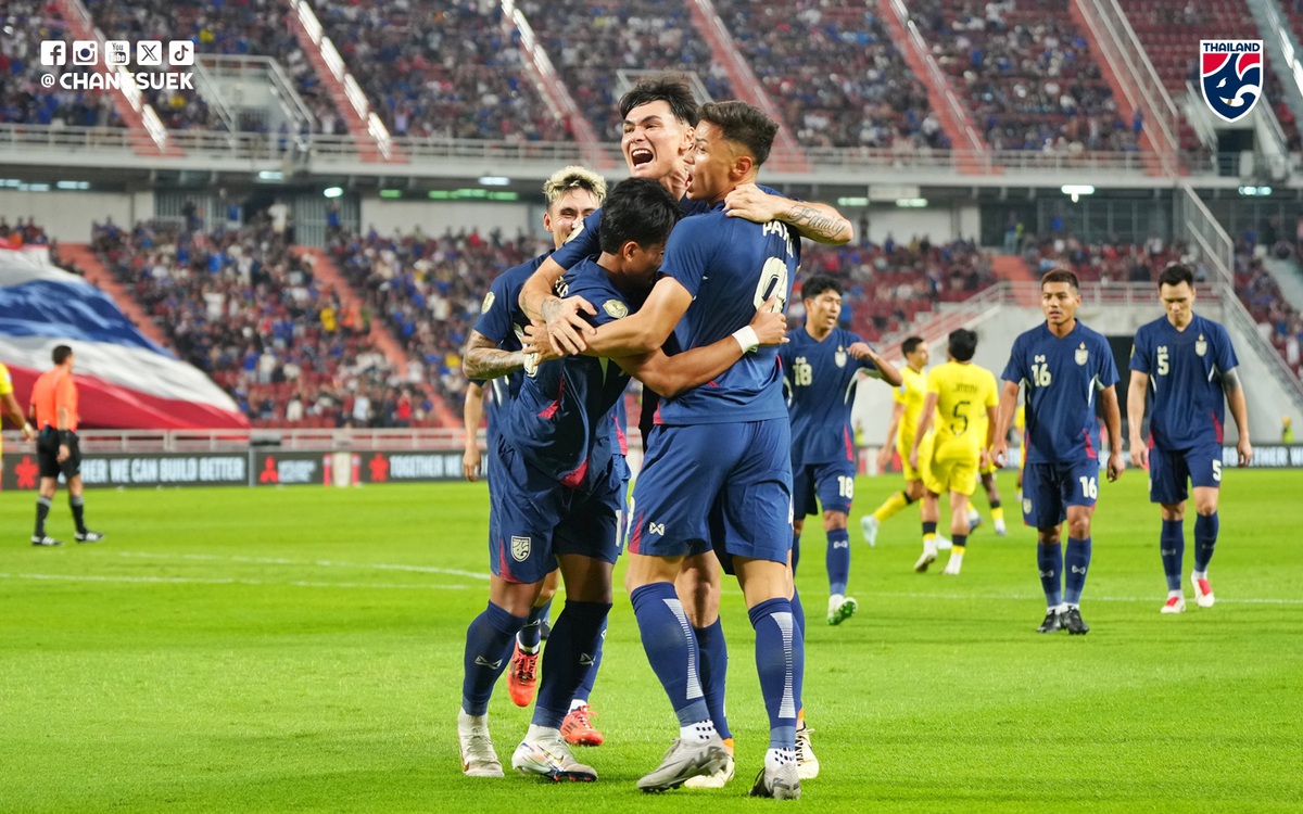 Thái Lan - Malaysia (hiệp 2) 1-0: Thủ môn Malaysia 'tặng' chủ nhà bàn thắng