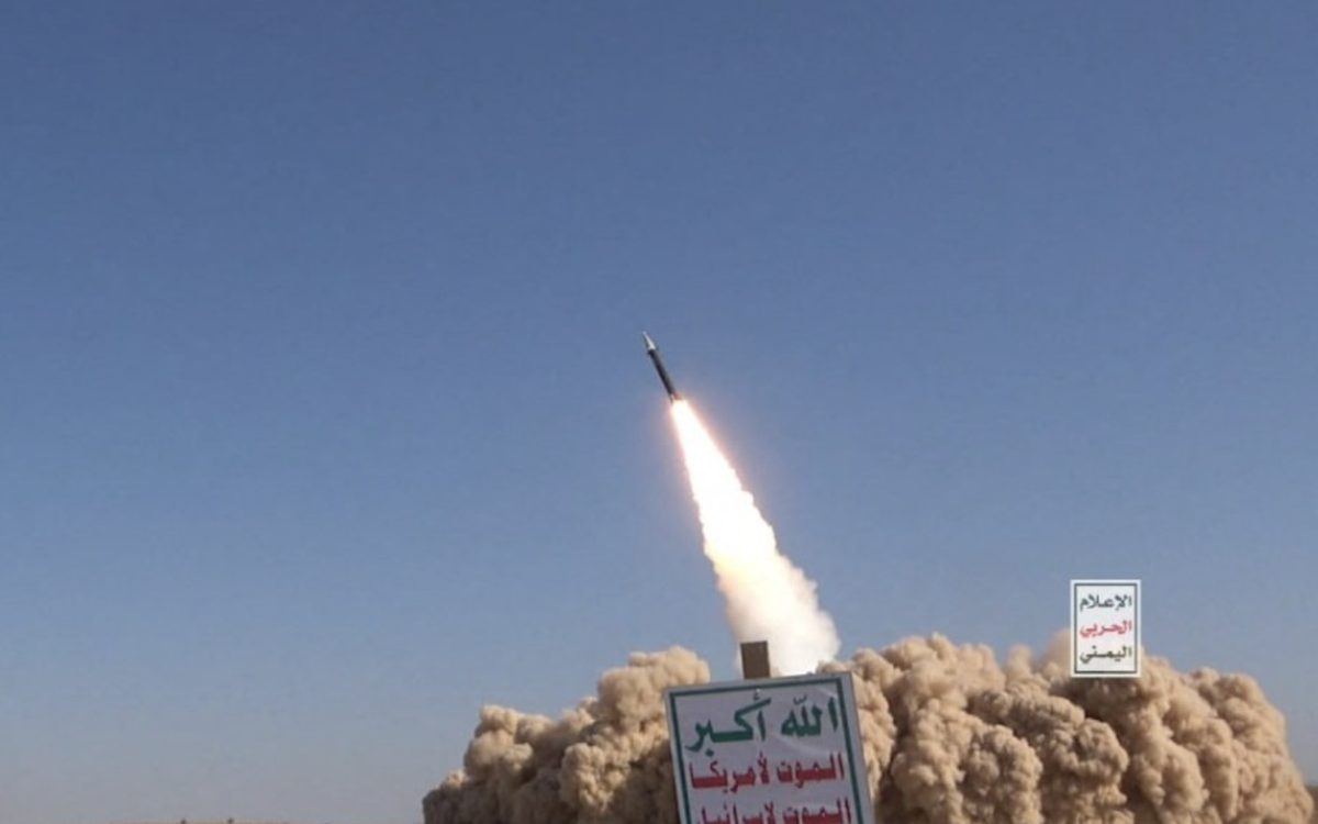 Israel không kích Yemen làm 9 người chết, cảnh báo thủ tiêu thủ lĩnh Houthi