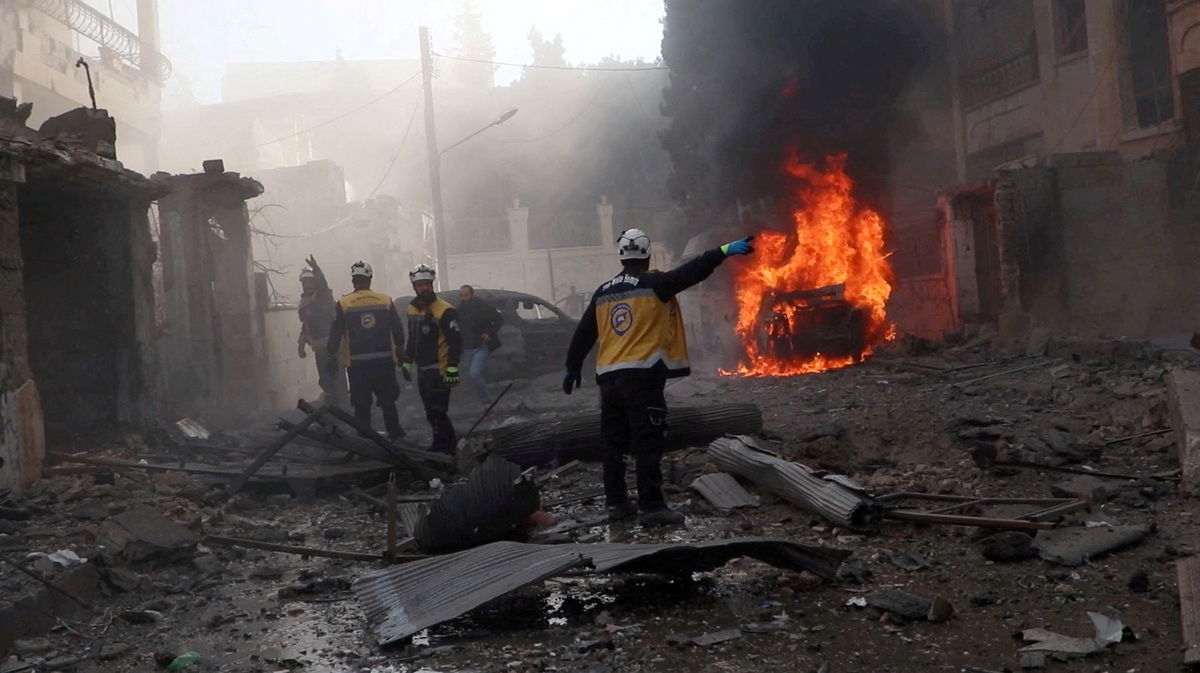 Ngoại giao con thoi gấp rút dập 'lò lửa mới' Syria