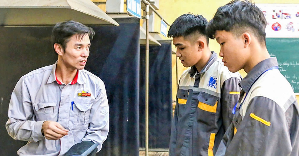 Nhiều cách giúp lao động về nước có việc