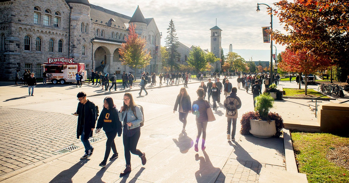 Canada tăng cơ hội làm việc cho du học sinh sau tốt nghiệp