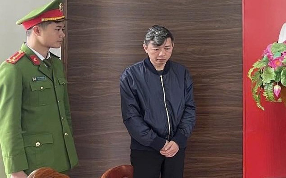 Khởi tố một cựu cán bộ lừa đảo chiếm đoạt tài sản