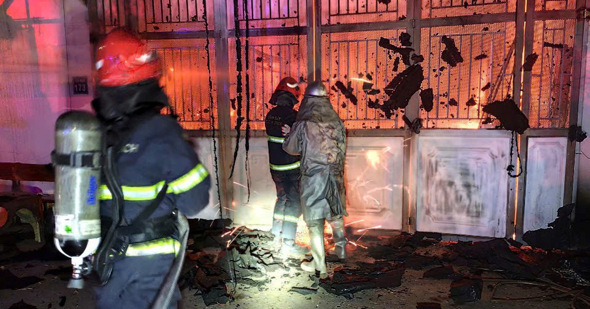 Cháy căn nhà có lò ấp trứng gia cầm ở Hà Nội, 2 người chết