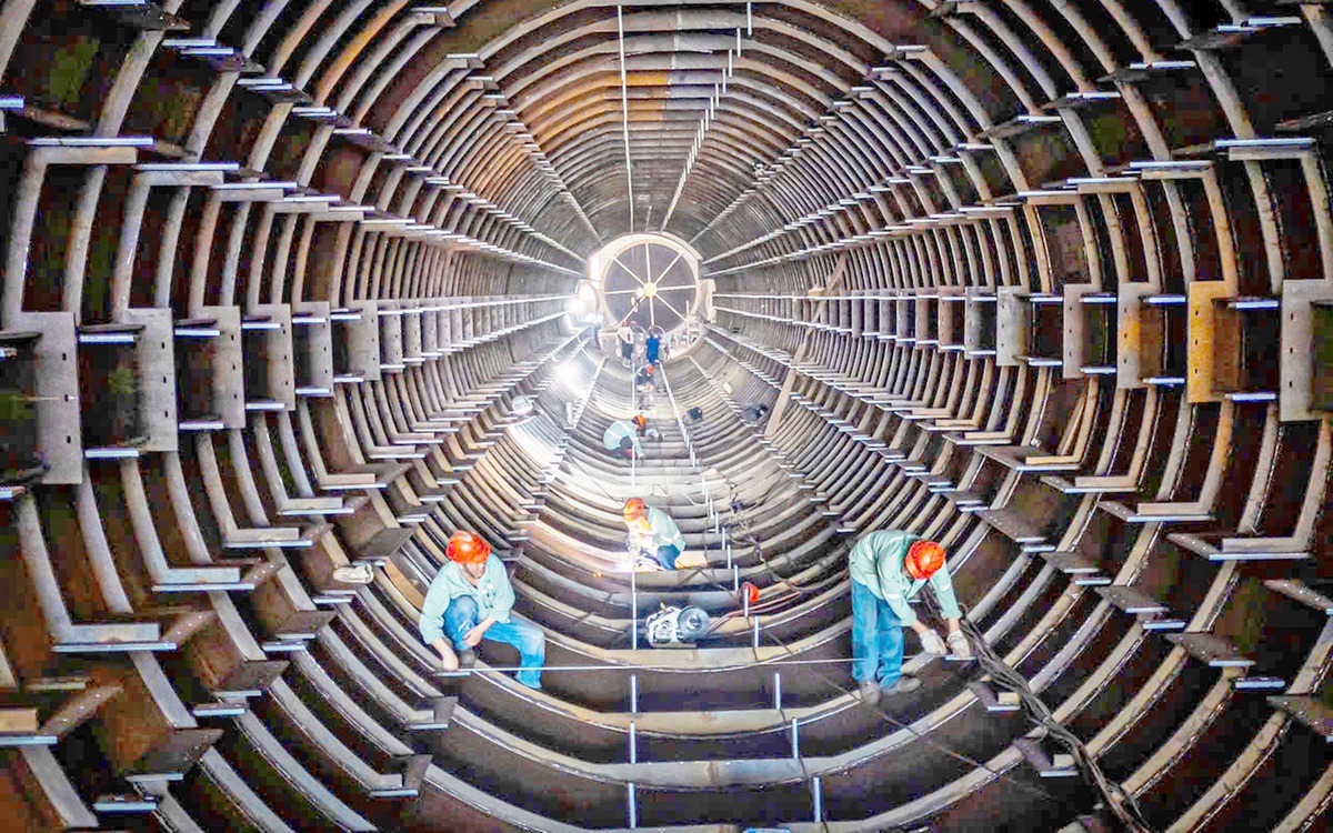 Ông Trump áp thuế 25% lên nhôm, thép: Thương chiến thế giới sắp bắt đầu?