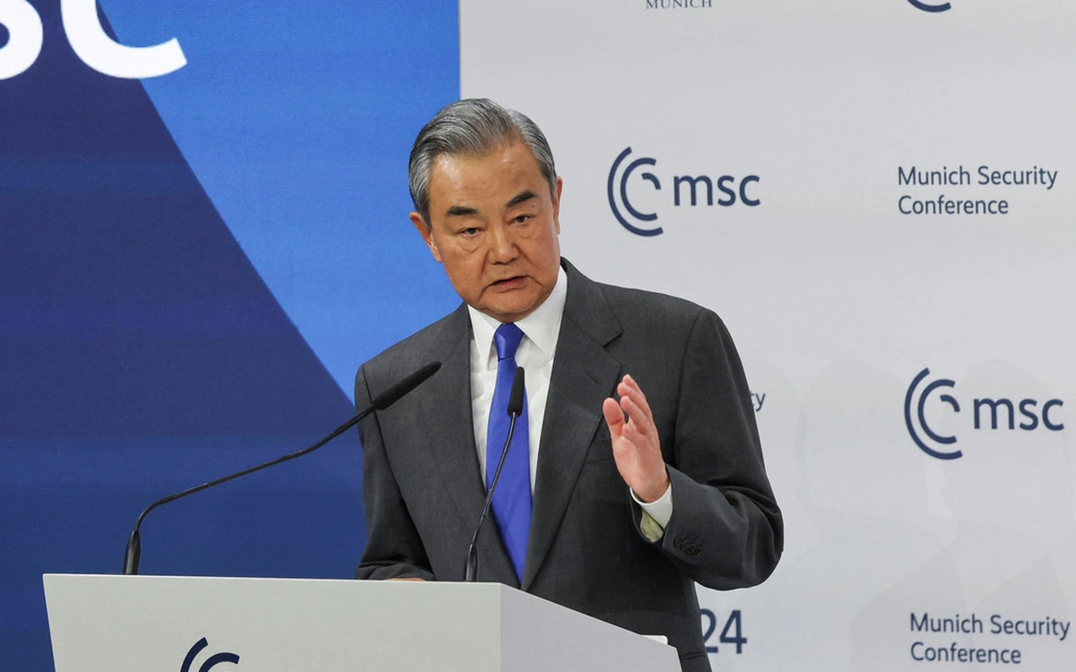 Trung Quốc kêu gọi các bên đàm phán về hòa bình ở Ukraine