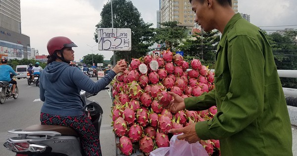 'Bí mật' laghim vỉa hè Sài Gòn