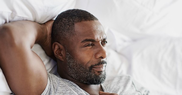 Tôi bị người đàn ông hấp dẫn nhất quyến rũ