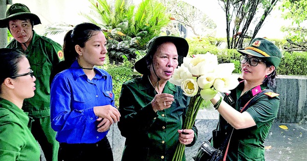 10 Nữ Thanh Niên Xung Phong Đồng Lộc: Nửa Thế Kỷ Yêu Thương Và Bất Tử -  Tuổi Trẻ Online