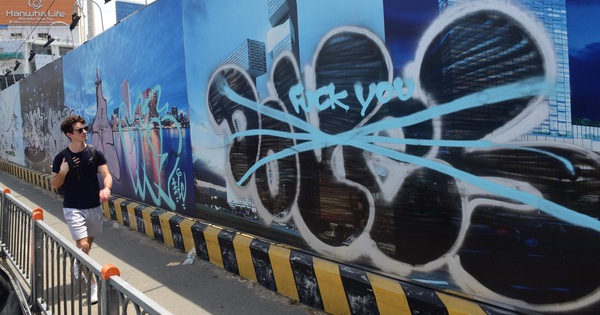 Graffiti Nghệ Thuật Đích Thực Không Bôi Bẩn Đường Phố - Tuổi Trẻ Online