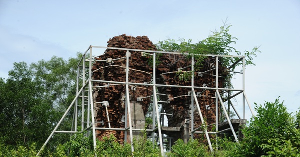 Tháp Đồng Dương