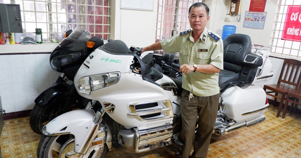 Lien Tục Bắt Giữ Moto Khủng Nhập Lậu Từ Campuchia Tuổi Trẻ Online Lien Tục Bắt Giữ Moto Khủng Nhập Lậu Từ Campuchia Tuổi Trẻ Online