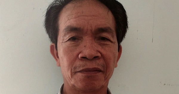 Bắt tạm giam người đàn ông dùng khúc gỗ đánh vợ cũ dã man