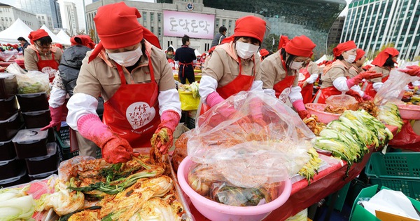 Kim chi là món ăn Hàn Quốc được ưa thích nhất trên toàn cầu