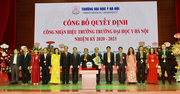GS.TS Nguyễn Hữu Tú làm hiệu trưởng Trường ĐH Y Hà Nội