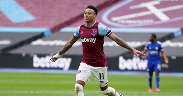 Lingard rực sáng, West Ham thắng nghẹt thở Leicester - Tuổi Trẻ Online