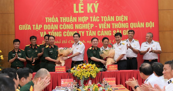 Viettel và SNP bắt tay phát triển hạ tầng thương mại điện tử