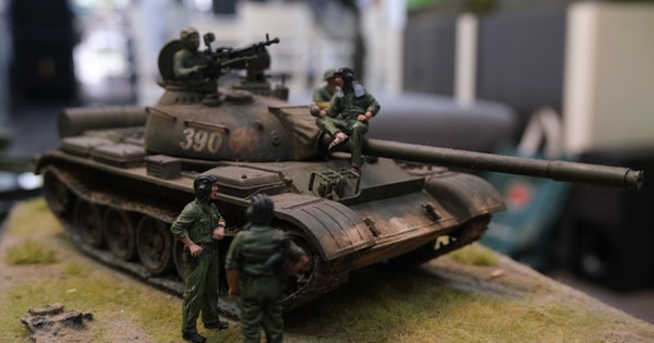 Mô hình xe tăng quân sự Việt Nam là một tác phẩm nghệ thuật nhỏ xinh, mang lại cho các bạn niềm vui và thỏa mãn sự sáng tạo. Với sự đầu tư chi tiết, mô hình xe tăng quân đội Việt Nam có thể giúp bạn hiểu rõ hơn về sự tiên tiến và uy lực của quân đội Việt Nam. Hãy cùng xem hình ảnh này.