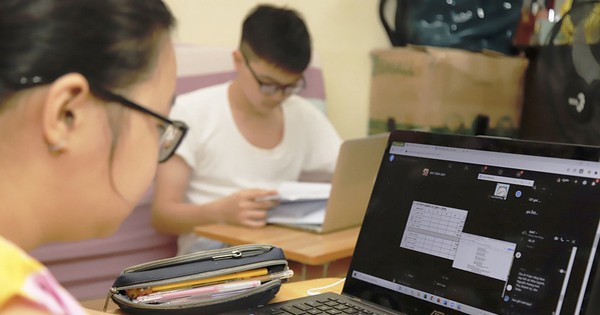 TP.HCM cho học sinh học online đến hết học kỳ 1: Sách đâu, tập đâu, máy đâu? - Vimarsana News