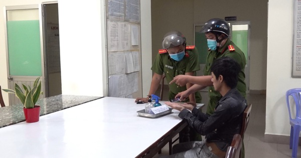 Vụ nữ diễn viên bị lộ 'clip nóng': Khi nào công an phường được thu giữ điện thoại? - Tuổi Trẻ Online