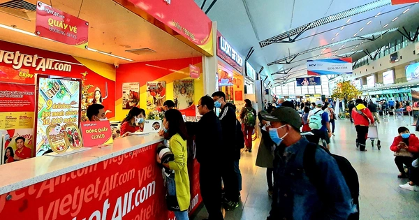 Vé máy bay đại hạ giá, có vé chỉ 6.000 - 9.000 đồng/vé, nhưng vẫn vắng khách - Vimarsana News