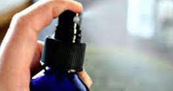 Xông vào cửa hàng viễn thông, xịt hơi cay cướp 300 triệu đồng