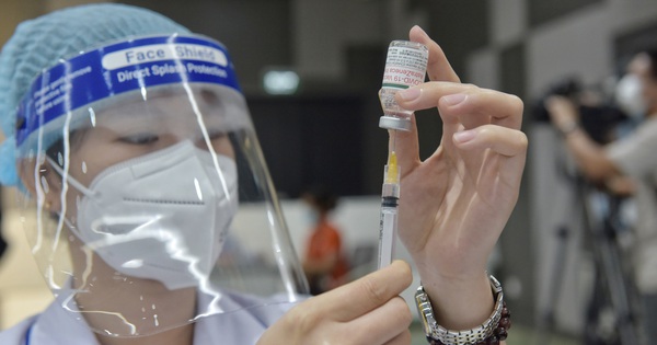 TP.HCM: Thêm Phú Nhuận, Cần Giờ, quận 5 tiêm xong vắc xin mũi 1, chuẩn bị tiêm mũi 2 - Vimarsana News
