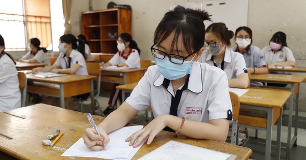 Thi tốt nghiệp THPT năm 2021 xong, ồn ào đáp án môn văn - Vimarsana News