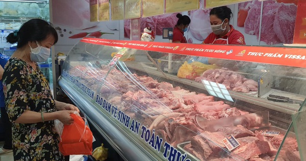 Siêu thị phát phiếu bán hàng đúng theo giờ hẹn