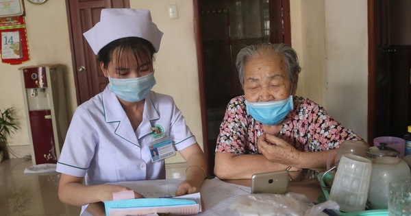 Gần 220 bác sĩ, chuyên gia ở TP.HCM tư vấn sức khỏe miễn phí cho người dân mùa dịch
