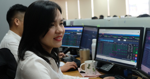 Bộ Tài chính: Khẩn trương giao dịch lại lô tối thiểu 10 cổ phiếu