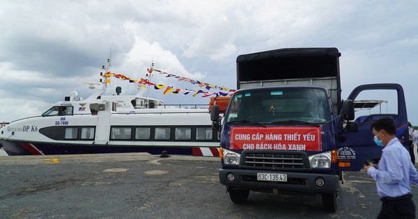 Hai tàu cao tốc cập bến miền Tây chở rau, củ lên TP.HCM - Vimarsana News