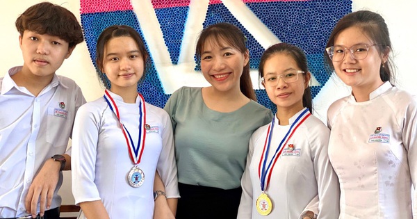 Thí sinh 10 điểm môn văn thi tốt nghiệp: "Bài thi là bài viết trải lòng" - Vimarsana News