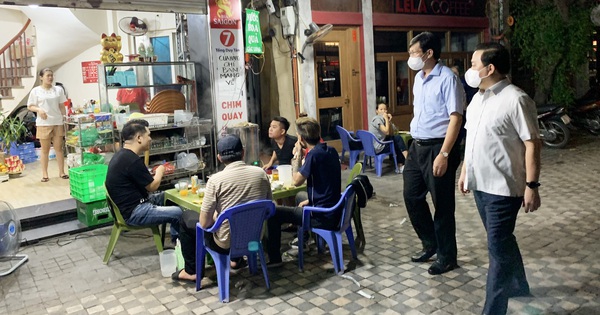 Phó chủ tịch Hà Nội 'bắt quả tang' nhiều hàng quán vẫn phục vụ khách sau 21h - Vimarsana News