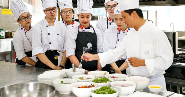Học ngành Nhà hàng - Khách sạn với bằng Cử nhân ĐH CY Cergy Paris (Pháp) - Vimarsana News