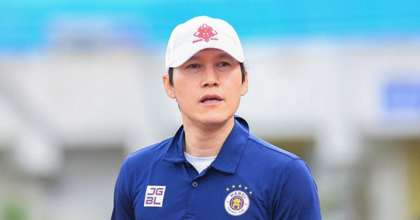 HLV Park Hang Seo mời đồng hương Park Choong Kyun vào ban huấn luyện đội tuyển Việt Nam