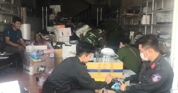 Khởi tố vụ án và 2 bị can về hành vi buôn lậu liên quan căn nhà của thượng tá biên phòng - Vimarsana News