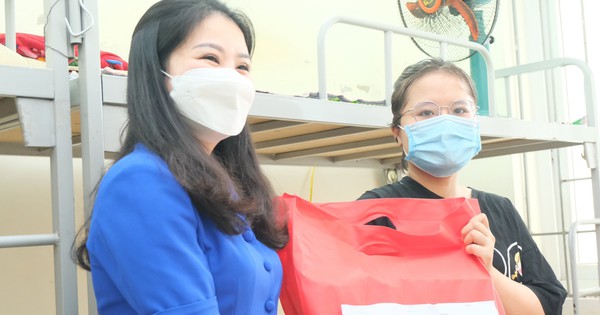 Đón gần 700 sinh viên ngoại tỉnh về ở ký túc xá Mỹ Đình - Vimarsana News