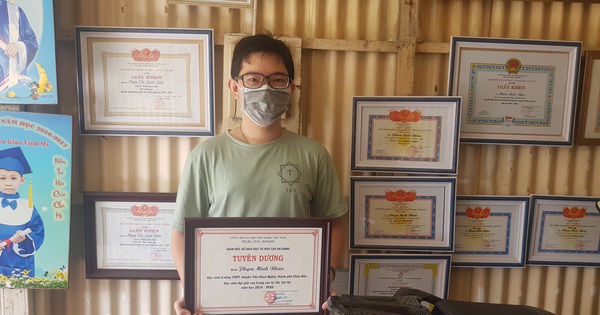 Nam sinh Châu Đốc đạt 2 điểm 10 môn Toán và Sinh muốn trở thành bác sĩ đa khoa - Vimarsana News