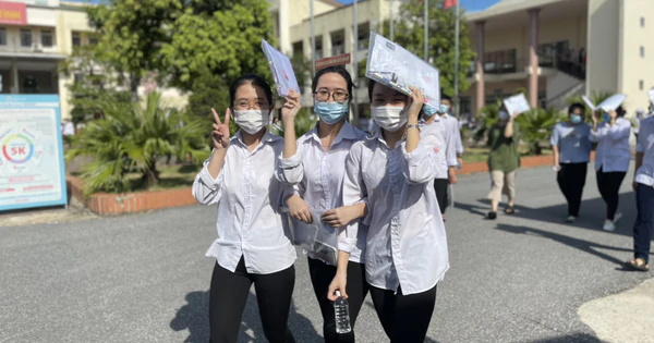 Hà Tĩnh phải lùi thời gian tựu trường năm học mới do dịch phức tạp - Vimarsana News
