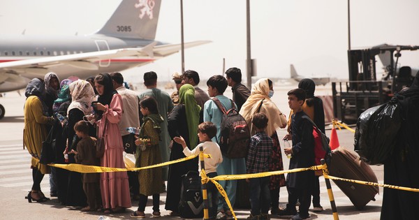 G7 kêu gọi Taliban mở lối sơ tán dân khỏi Kabul - Vimarsana News