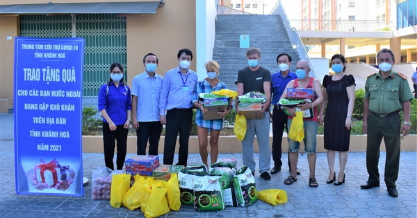 Công dân Nga ở TP Nha Trang: 'Không ai bị bỏ lại phía sau' - Vimarsana News