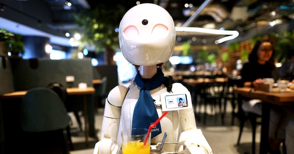Quán cà phê robot do người khuyết tật điều khiển