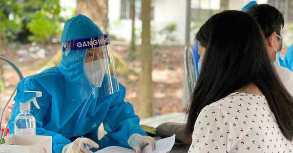 Bệnh viện thẩm mỹ Gangwhoo chúc xuân đến các chiến sĩ blouse trắng nơi tuyến đầu chống dịch