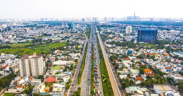 Đường vành đai 3 TP.HCM: giá cao vẫn phải làm